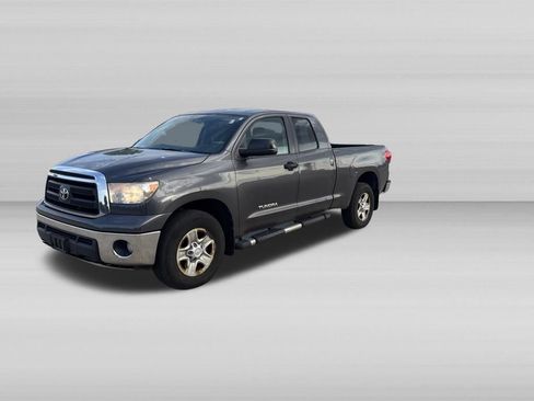 Used 2012 Toyota Tundra 4x4 Double Cab w/ Tow Pkg image 8