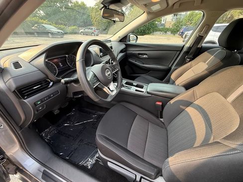 Used 2024 Nissan Sentra SV w/ All-Weather Package FWD image 14