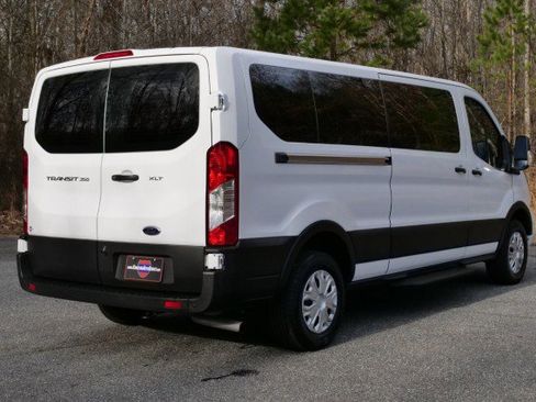 Used 2023 Ford Transit 350 XLT image 22