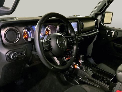 Used 2019 Jeep Wrangler Unlimited Sport S AWD/4WD image 16