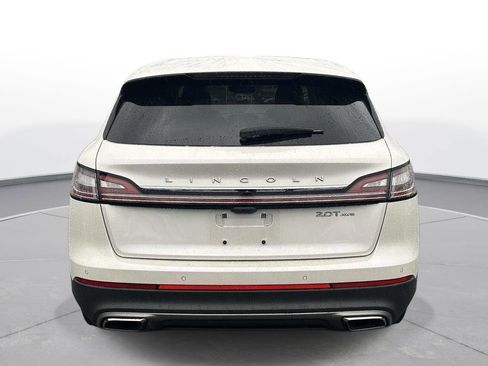 Used 2019 Lincoln Nautilus Select image 7