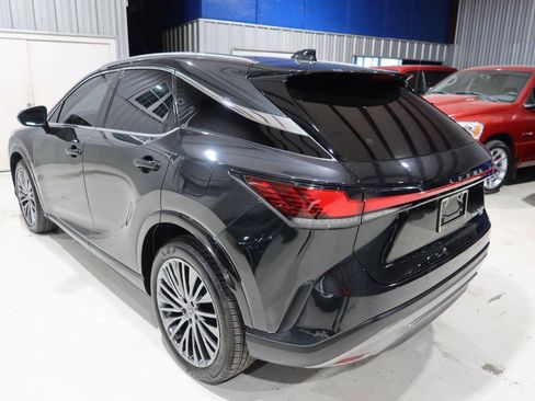 Used 2024 Lexus RX 450h AWD w/ Convenience Package image 3
