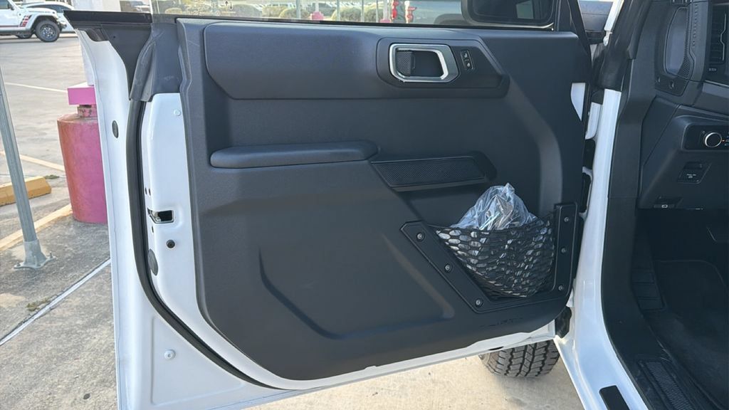 Used 2025 Ford Bronco Big Bend AWD/4WD image 11