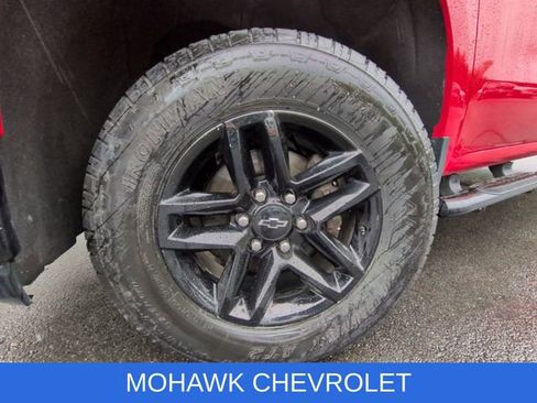 Used 2019 Chevrolet Silverado 1500 LT Trail Boss w/ Convenience Package AWD/4WD image 33