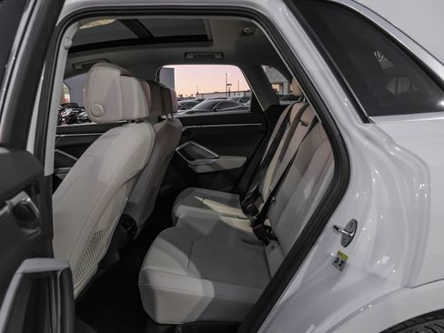 Used 2021 Audi Q3 2.0T Premium w/ Convenience Package image 40