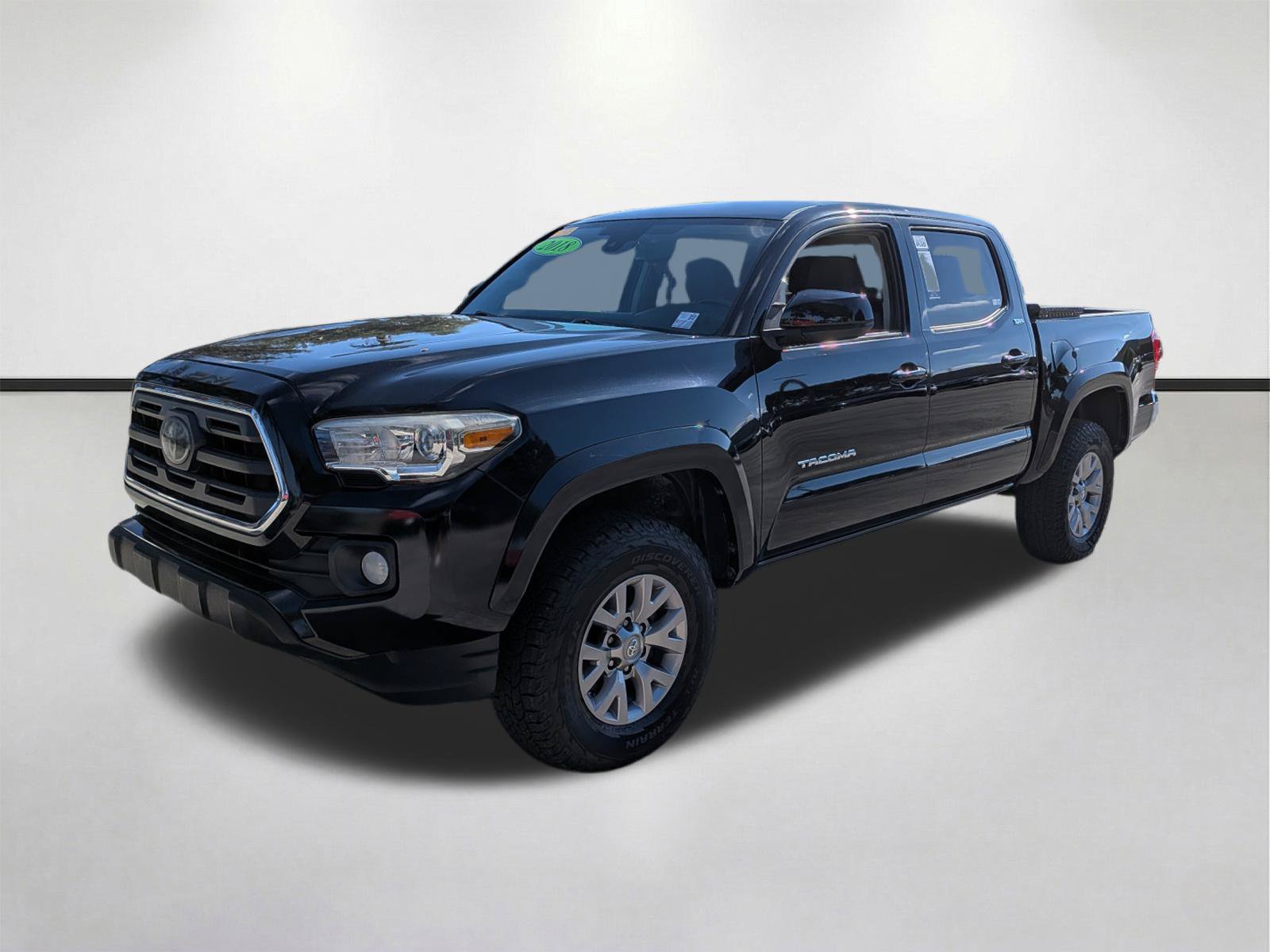 Used 2018 Toyota Tacoma SR5 RWD image 8
