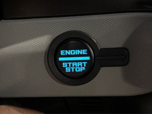Used 2023 Ford Bronco Badlands AWD/4WD image 35
