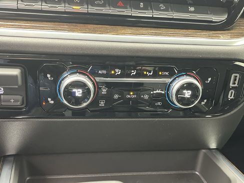 New 2026 GMC Sierra 1500 Elevation image 23