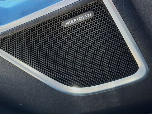 Used 2018 Jaguar E-PACE S image 24