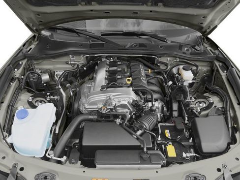 Used 2016 MAZDA MX-5 Miata Club RWD image 16
