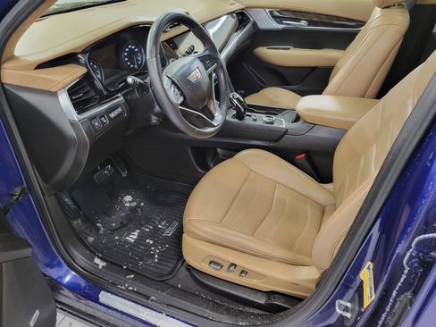 Certified 2024 Cadillac XT6 Premium Luxury w/ Platinum Package image 9