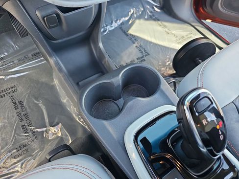 Used 2021 Chevrolet Bolt Premier w/ Infotainment Package image 22