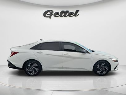 Certified 2025 Hyundai Elantra SEL