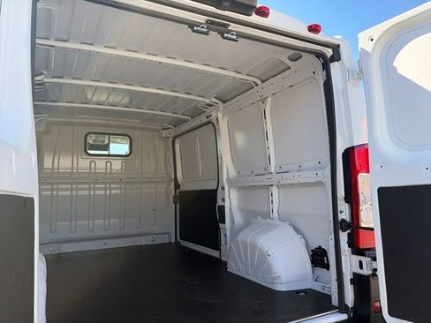 Used 2024 RAM ProMaster 2500 image 22