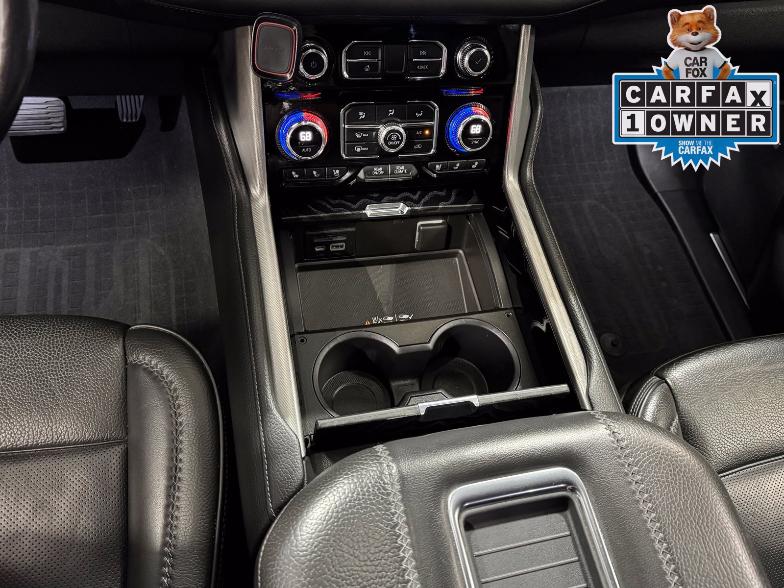 Used 2021 GMC Yukon XL Denali AWD/4WD image 24