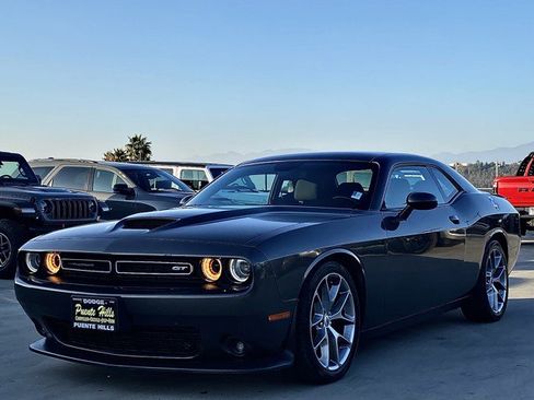 Used 2022 Dodge Challenger GT image 2
