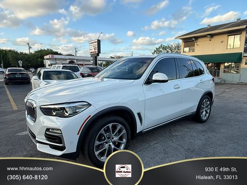 Used 2021 BMW X5 sDrive40i w/ Premium Package RWD image 1