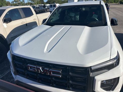 New 2026 GMC Canyon Elevation RWD image 2