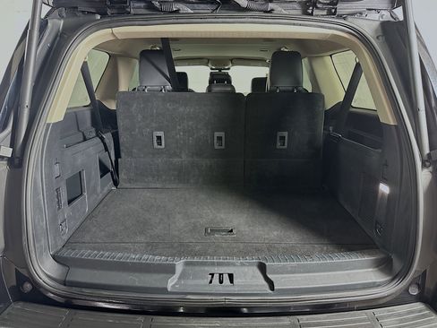 Used 2024 Ford Expedition Max XLT image 31