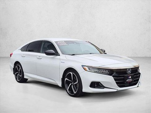 Used 2022 Honda Accord Sport image 3