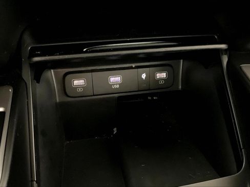 Used 2023 Kia Sorento S w/ Panoramic Sunroof Package image 17