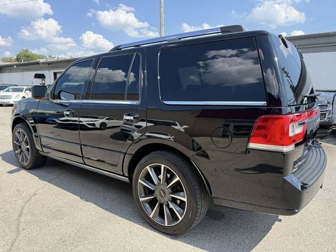 Used 2016 Lincoln Navigator Reserve AWD/4WD image 5