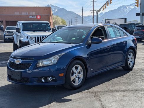 Used 2012 Chevrolet Cruze LT w/ RS Package FWD image 9