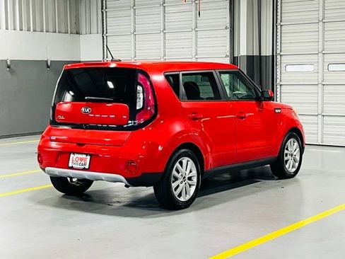 Used 2019 Kia Soul + FWD image 17