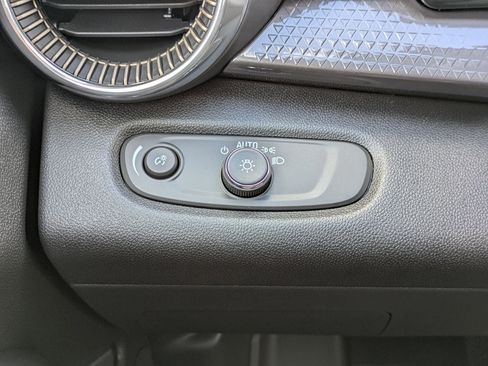 New 2026 Chevrolet Trax ACTIV w/ Driver Confidence Package image 22