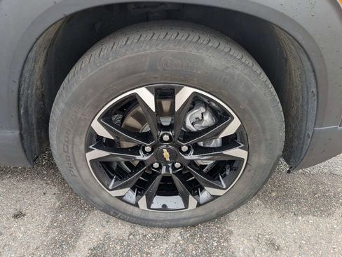 Used 2022 Chevrolet TrailBlazer LT w/ Convenience Package image 11