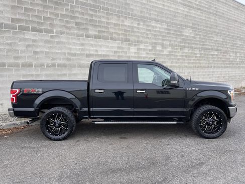 Used 2018 Ford F150 XLT w/ Equipment Group 302A Luxury image 4