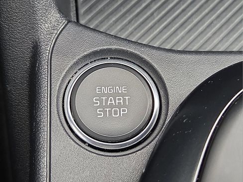 Used 2025 Kia K4 FWD image 17