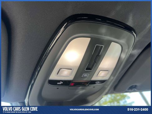 Used 2024 Volvo XC60 B5 Plus AWD/4WD image 29