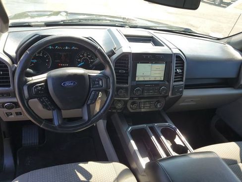Used 2018 Ford F150 XLT w/ Equipment Group 302A Luxury AWD/4WD image 11