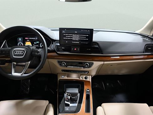 Used 2022 Audi Q5 e Premium image 14