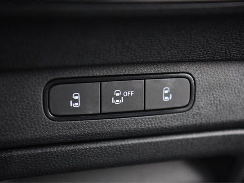 New 2025 Volkswagen ID. Buzz Pro S image 15