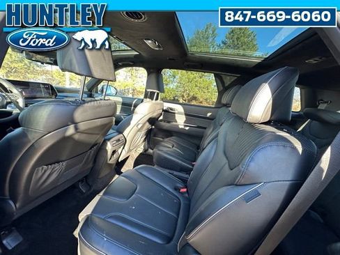Used 2024 Hyundai Palisade Calligraphy image 16