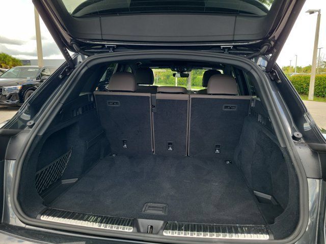 Certified 2025 Audi Q5 Premium w/ Convenience Package AWD/4WD image 8
