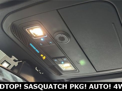 New 2025 Ford Bronco Base w/ Sasquatch Package image 19