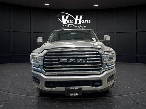 Used 2023 RAM 2500 Limited AWD/4WD image 2