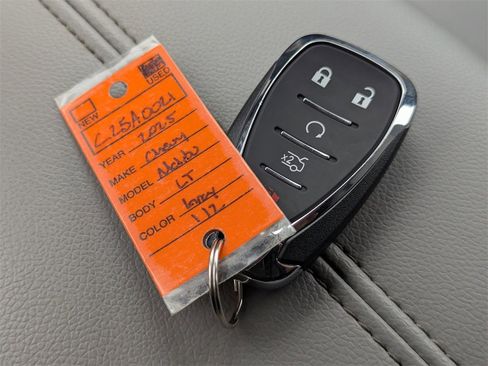 Used 2025 Chevrolet Malibu LT image 19