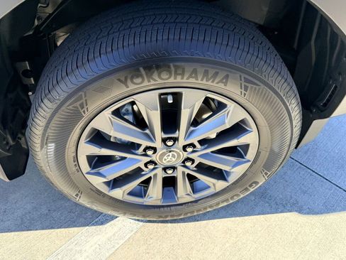 Used 2026 Toyota Land Cruiser image 15