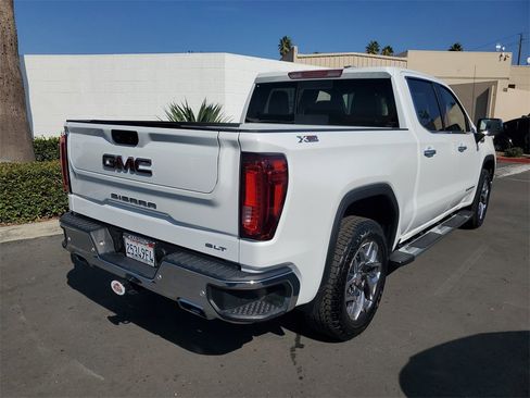 Used 2025 GMC Sierra 1500 SLT w/ SLT Premium Package image 4