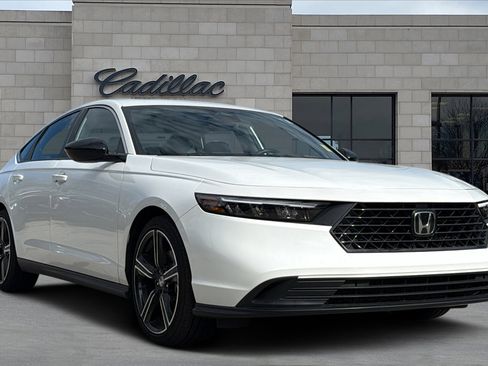 Used 2024 Honda Accord Sport image 1