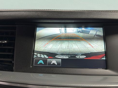 Used 2018 Buick Regal Preferred image 27