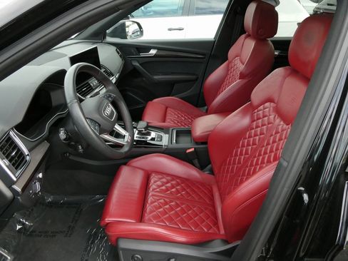 Used 2022 Audi SQ5 Prestige w/ Prestige Package image 36