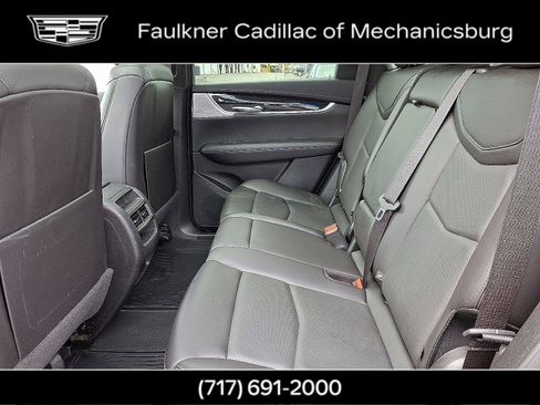 Used 2023 Cadillac XT5 Premium Luxury image 10