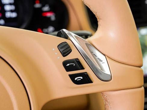 Used 2013 Porsche 911 Carrera S RWD image 13