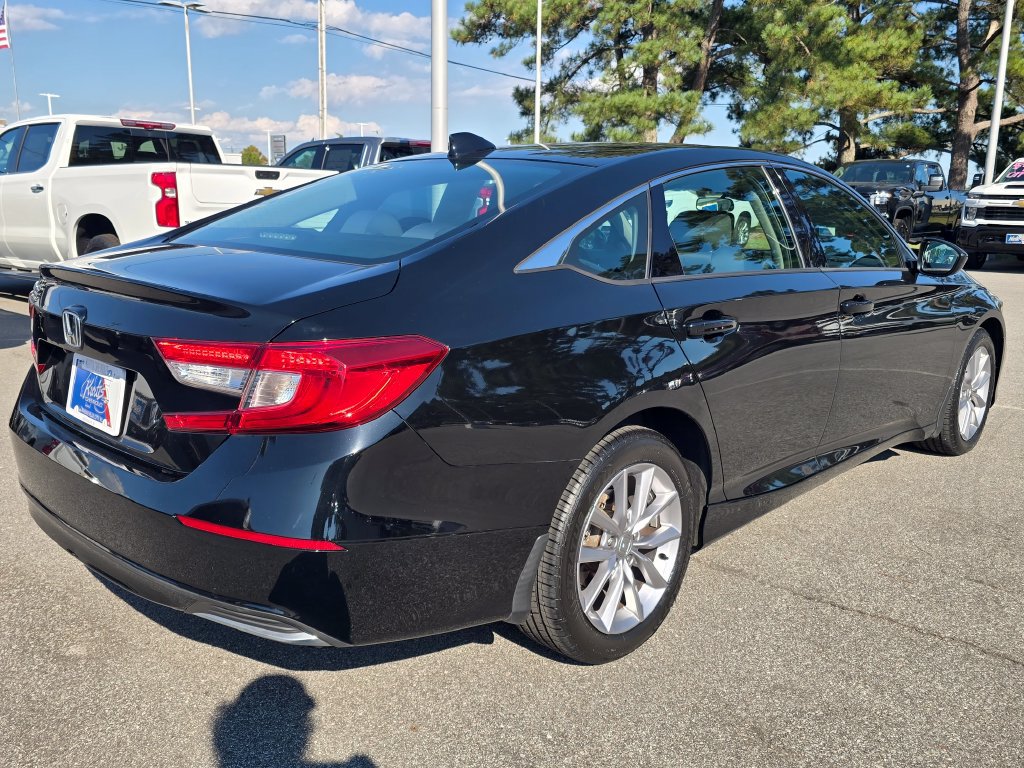 Used 2021 Honda Accord LX image 5