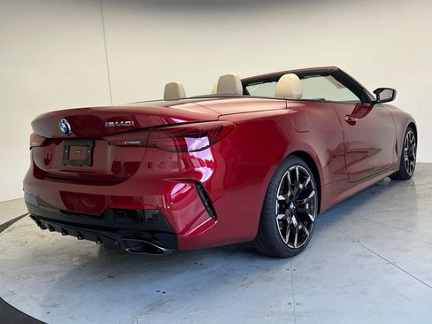 Used 2025 BMW M440i Convertible image 5